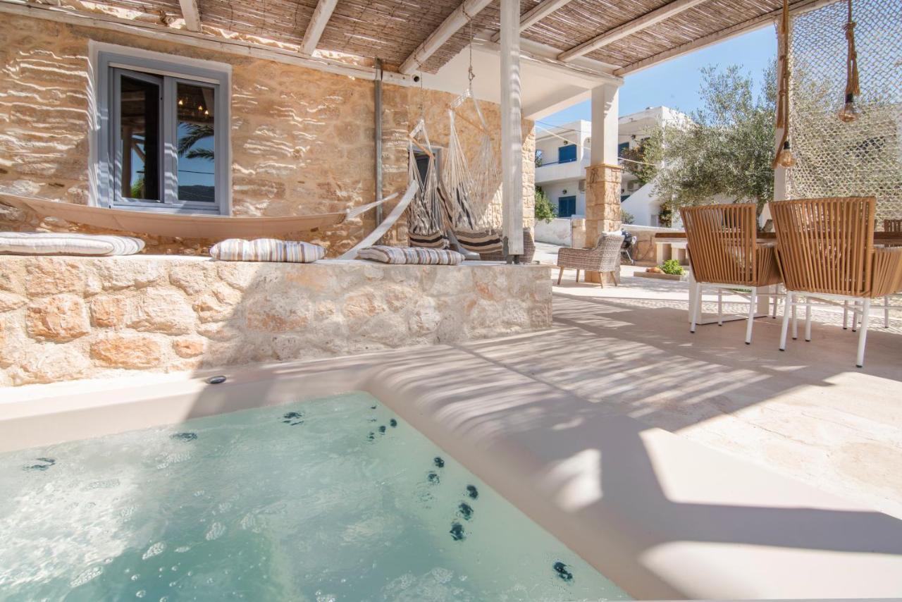 Terra E Sole Spa Suite Aegina Vathí エクステリア 写真
