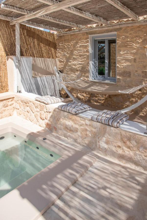 Terra E Sole Spa Suite Aegina Vathí エクステリア 写真